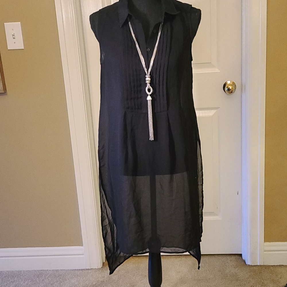 WHBM Beautiful Black Top